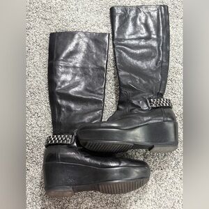 Jeannot Black Platform Women's Boots